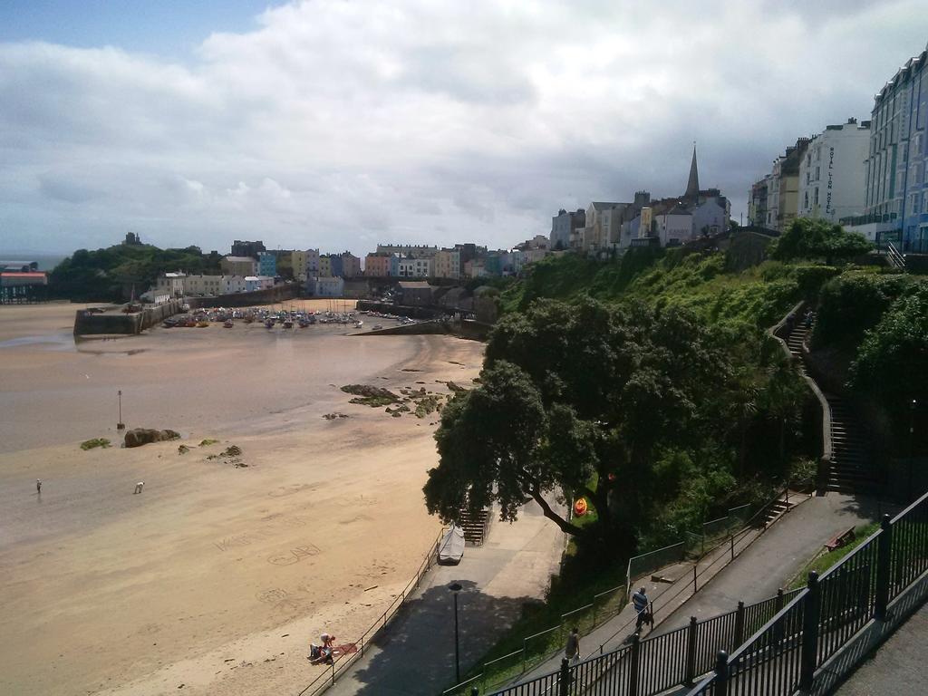 Glenholme Apartment Tenby